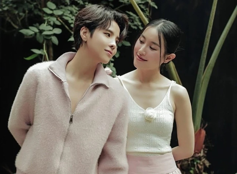 Theo Vietnamnet, bạn gái Vũ Cát Tường là vũ công Thu Trang - vũ công từng đóng vai người yêu của Vũ Cát Tường trong các MV Có người, Từng là. Ảnh: FB Tiền Phong.