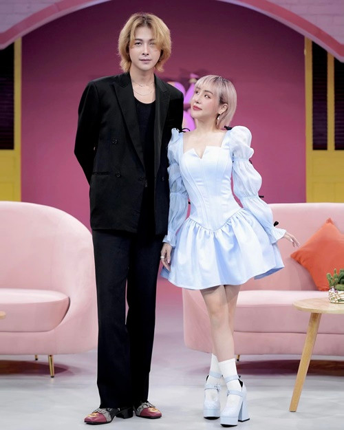 Du Uyên và El Anh Thoại cùng tham gia một chương trình năm 2023. Ảnh: FB El Anh Thoại.