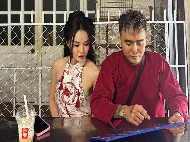 Vợ cũ Hoài Lâm và Đạt G từng tạm chia tay nhau một lần. Sau khi tái hợp, cặp đôi này dường như càng yêu nhau say đắm. Ảnh: FB Đạt G.