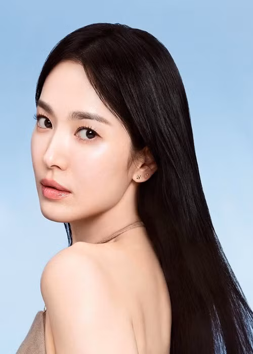 Diễn viên Song Hye Kyo đắt show quảng cáo và đóng phim.