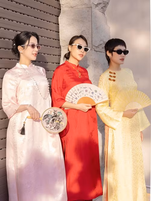  Vợ Cường Đô la có thu nhập “khủng” nhờ kinh doanh thời trang và nhà hàng. Ảnh: FB Đàm Thu Trang.