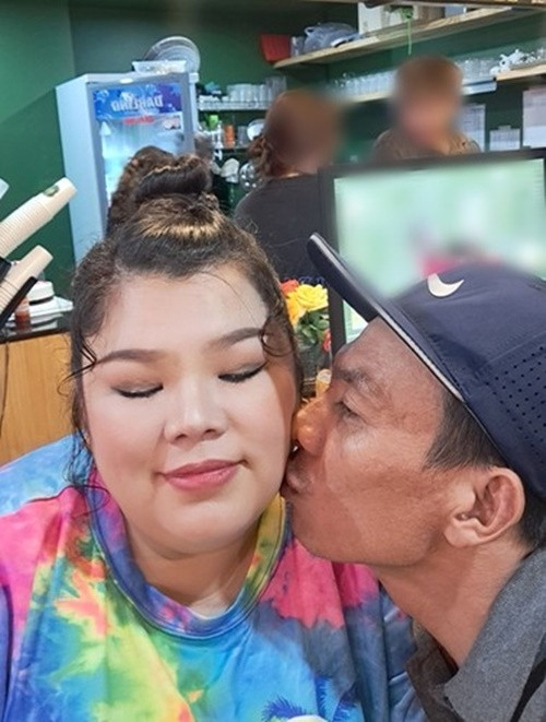 Trong cuộc phỏng vấn với Phụ Nữ Việt Nam năm 2023, Tuyền Mập cho biết, thời gian vợ chồng cô ở với nhau lâu nhất là 1 tháng. Đó là lúc nữ diễn viên sinh con và lúc chồng bệnh. Ảnh: FB Tuyền Mập.