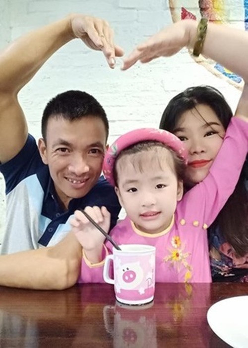 Tuyền Mập chia sẻ trên Người Lao Động, cô rất hạnh phúc có được "niềm tin" của chồng. Ảnh: FB Tuyền Mập.