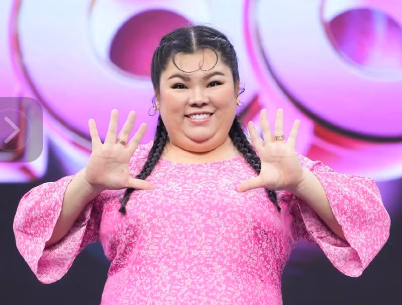 Ở mối tình thứ 2, Tuyền Mập được bạn trai tặng những món quà đắt tiền. Ảnh: FB Tuyền Mập.