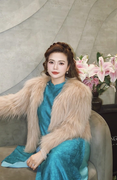 Nhan sắc Kiều Anh trẻ trung, gợi cảm hút mọi ánh nhìn. Ảnh: FB Kiều Anh.