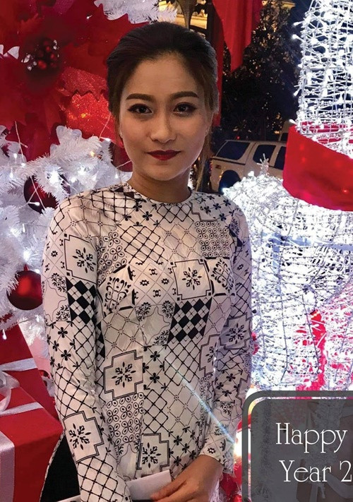 Bạn gái 9x của nghệ sĩ Việt Anh từng sở hữu vòng một khá khiêm tốn. Theo Chân Chân, việc "dao kéo" giúp cô trở nên tự tin hơn, có nhiều cơ hội đóng phim. Ảnh: FB Chân Chân.