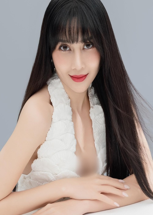 Nhan sắc của Lưu Hương Giang lão hóa ngược một phần nhờ "dao kéo".