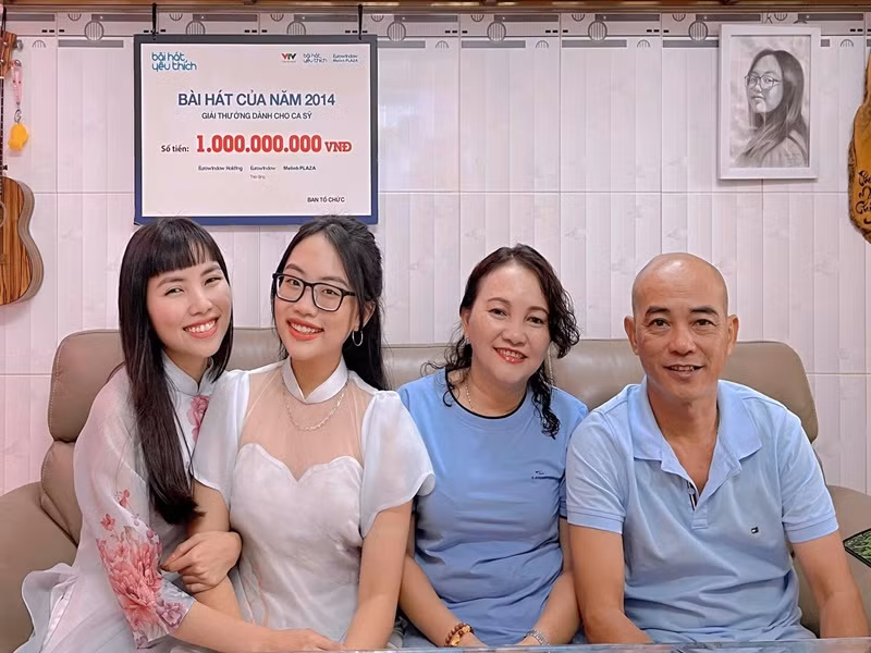 Phương Mỹ Quyên cảm ơn em gái vì đã làm cho cuộc sống của cô trở nên thú vị hơn. Cô cũng xin lỗi vì đôi lúc nóng tính làm tổn thương Phương Mỹ Chi. Ảnh: FB Phương Mỹ Chi.