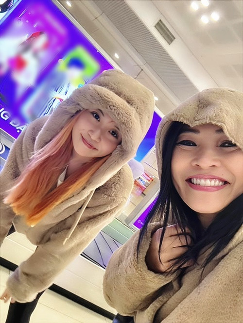 Bẵng đi một thời gian, con gái Phương Thanh gây bất ngờ vì vẻ ngoài lột xác. Nghi Phương sở hữu chiều cao vượt trội, vóc dáng lẫn gương mặt thon gọn hơn. Ảnh: Vietnamnet.