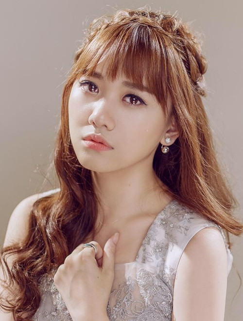 Năm 2019, Hari Won công khai chuyện bị quấy rối hai lần. Ảnh: FB Hari Won.