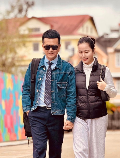 Tuệ Tâm thường xuyên chia sẻ lại các bài đăng của Hùng Thuận. Tuy nhiên, sau đó, cô khóa trang cá nhân với người lạ. Ảnh: FB Hùng Thuận.