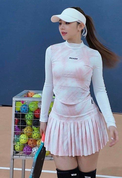 Quỳnh Kool vẫn xinh tươi dù gương mặt có phần đầy đặn hơn trước.