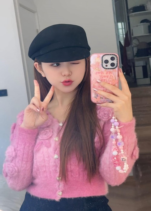 Quỳnh Kool tham gia nhiều bộ phim như: Đừng làm mẹ cáu, Quỳnh búp bê, Nàng dâu order, Đừng bắt em phải quên, Chúng ta của 8 năm sau...