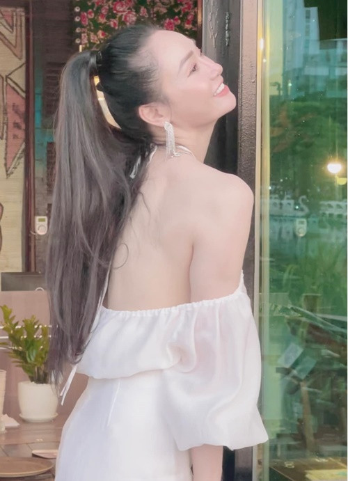 Vài năm trở lại đây, đóng phim, Quách Thu Phương thường được giao các vai bà mẹ. Nữ diễn viên chia sẻ trên Dân Việt, cô sẵn sàng làm xấu mình để phù hợp với vai diễn.