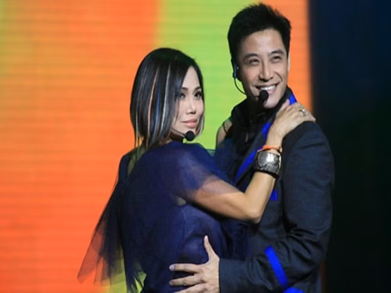 Lynda Trang Đài gặp Tommy Ngô năm 1995 tại nhà của MC Nguyễn Cao Kỳ Duyên, trong bữa tiệc sinh nhật. Sau một năm gặp gỡ, Lynda Trang Đài và Tommy Ngô quyết định kết hôn. Ảnh: Hà Nội Mới.