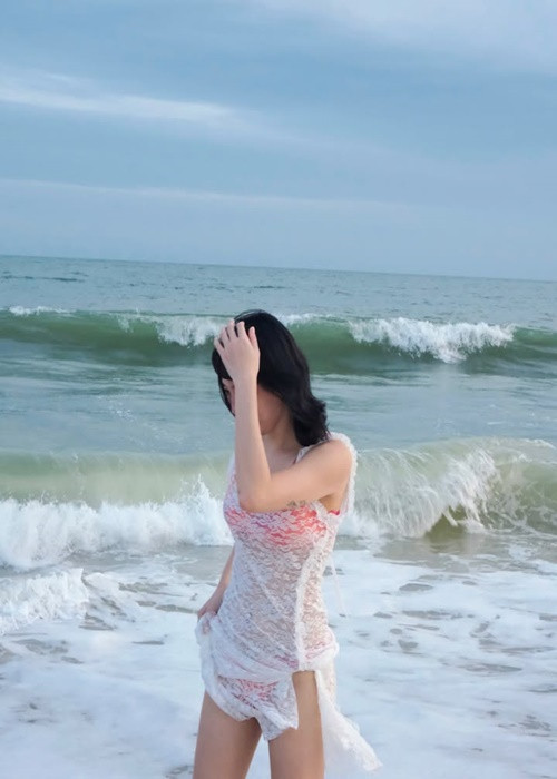 Nữ ca sĩ Tóc Tiên không phải là mỹ nhân Việt duy nhất gây chú ý khi khoe ảnh bikini. Ảnh: Instagram Tóc Tiên.