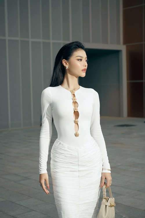 Sau khi đoạt danh hiệu á hậu, Kiều Loan tích cực làm người mẫu, ca hát. Tuy nhiên, từ năm 2024 đến nay, cô hạn chế tham gia hoạt động nghệ thuật.