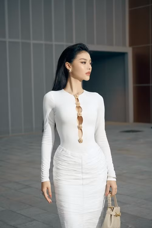 Sau khi đoạt danh hiệu á hậu, Kiều Loan tích cực làm người mẫu, ca hát. Tuy nhiên, từ năm 2024 đến nay, cô hạn chế tham gia hoạt động nghệ thuật.