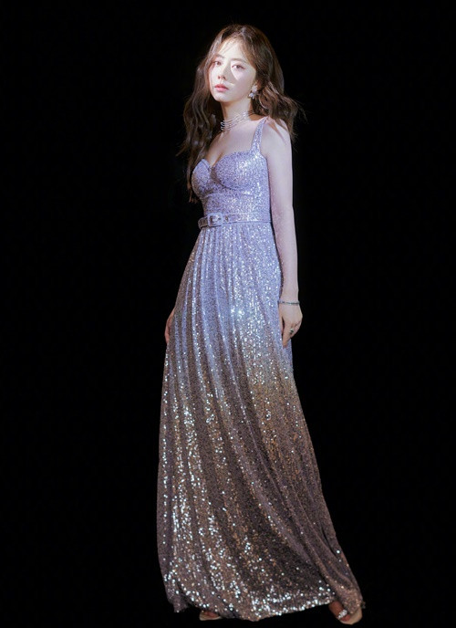 Nữ diễn viên phim Lấy danh nghĩa người nhà có đời tư sạch scandal. Ảnh: Weibo Đàm Tùng Vận.