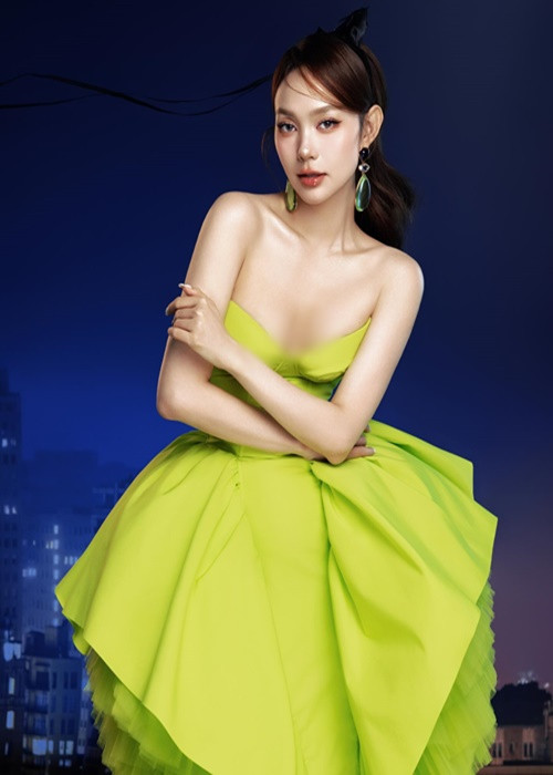 Nhan sắc của Minh Hằng thăng hạng sau nhiều năm người đẹp hoạt động trong showbiz Việt.