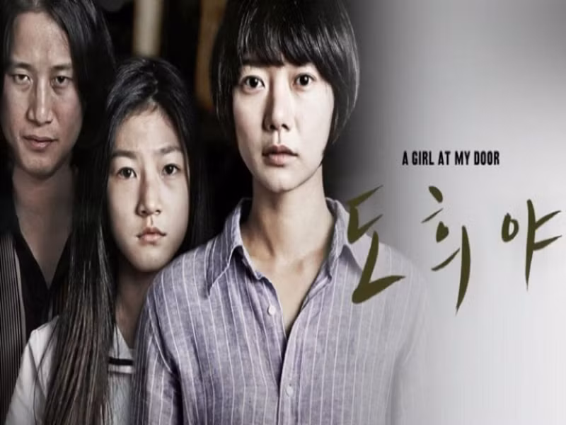 Năm 2014, tham gia phim A girl at my door, Kim Sae Ron đoạt giải Nữ diễn viên mới xuất sắc nhất ở Blue Dragon Film Awards lần thứ 35 và Golden Cinematography Awards. Ảnh: Đẹp.