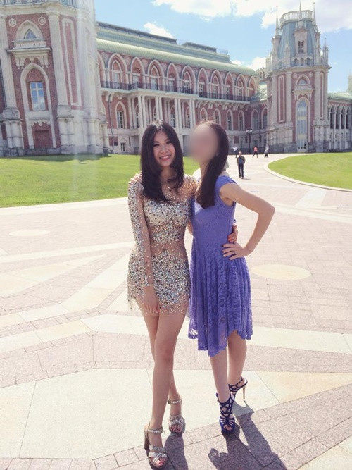 Trước khi thi Miss Universe Vietnam 2023, Hồng Đăng sở hữu nhan sắc ngọt ngào, gợi cảm kiểu hot girl. Nàng hậu chia sẻ trên Dân Việt, tuổi 12 - 13, cô từng giấu mình sau tóc mái che nửa khuôn mặt vì không tự tin.