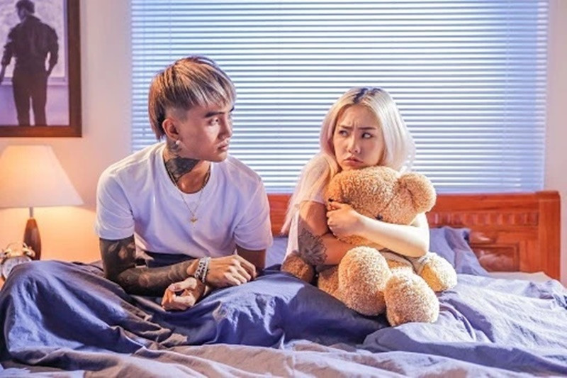 Giữa ồn ào, Đạt G giữ im lặng. Phía đại diện truyền thông của Đạt G cho biết: “Trong thông báo trước đó của Đạt, mọi tổn thương về tâm lý và con người, Đạt cũng từng xin lỗi. Chuyện đã cũ, qua lâu rồi, chúng tôi không phát ngôn thêm”. Ảnh: Znews.
