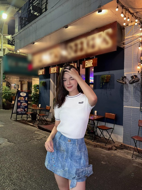 Võ Hoài Anh được các nghệ sĩ: Bá Anh, Thanh Hương, Thanh Quý giúp đỡ rất nhiều để có thể hoàn thành vai diễn một cách trọn vẹn nhất. Ảnh: FB Võ Hoài Anh.