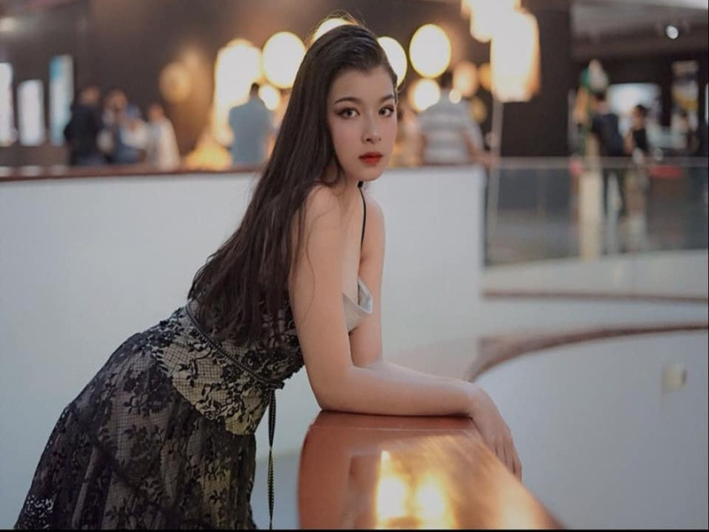 Võ Hoài Anh chuộng lối trang điểm sắc sảo. Ảnh: Vietnamnet.