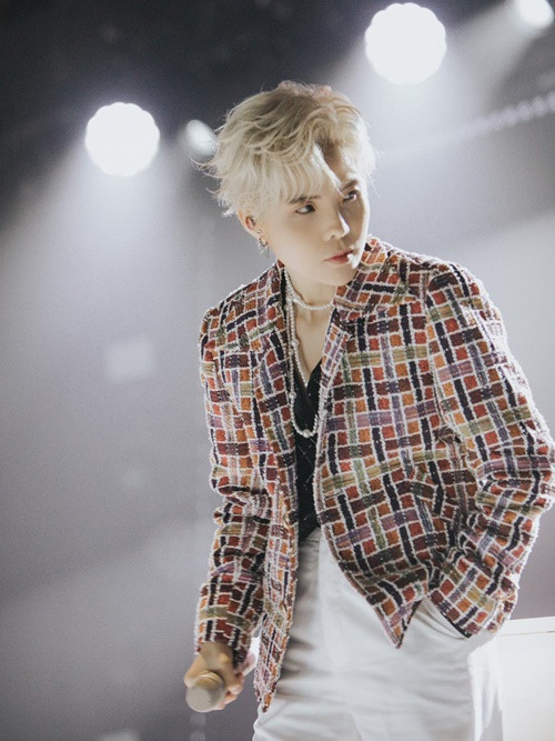 Vũ Cát Tường đã tung bằng chứng minh rằng Marika Takeuchi đã khẳng định giọng ca Vết mưa không đạo nhạc sau cuộc trao đổi giữa hai người. Ảnh: FB Vũ Cát Tường.