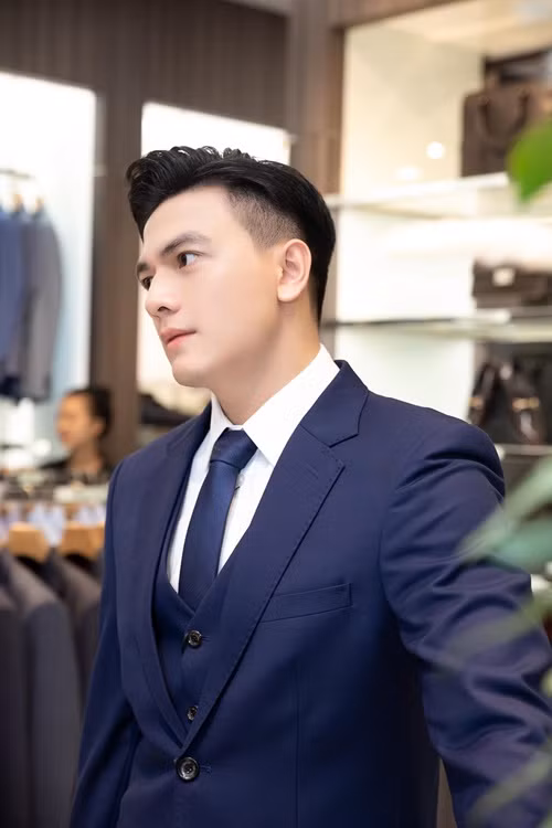 Chia sẻ trên VOV, Xuân Tiền cho biết, nếu một cô gái đã yêu anh thì người con gái ấy sẽ ủng hộ con đường nghệ thuật mà anh đang lựa chọn. Ảnh: FB Lê Xuân Tiền.