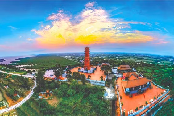 Thap quy Tuong Long - noi co the “cham” toi lich su