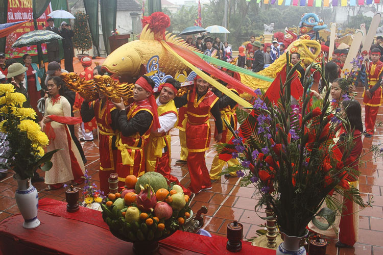 Tet Tan Suu 2021: Nhung le hoi dau nam cua ngu dan Viet Nam-Hinh-5