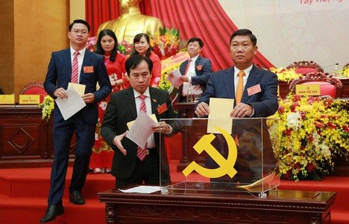 Ông Đỗ Anh Tuấn sinh năm 1971 là Thành ủy viên. Trước tháng 8/2020, ông Tuấn làm Phó bí thư Quận ủy, Chủ tịch UBND quận Tây Hồ. (Ảnh: Tiền Phong)