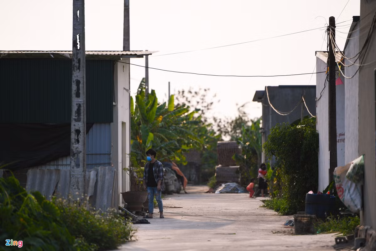 TP Chí Linh và huyện Cẩm Giàng tiếp tục phong tỏa.