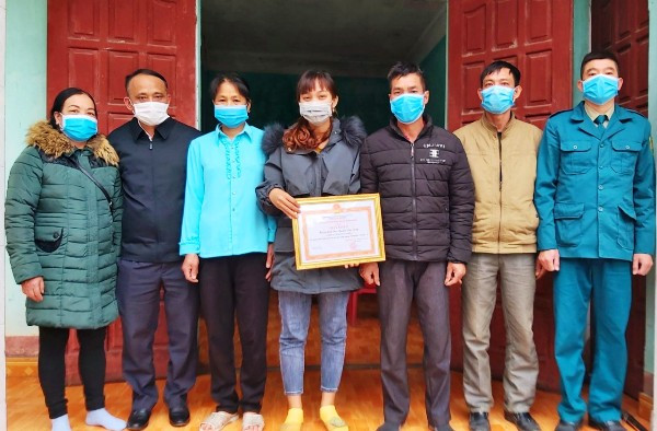 Quang Ninh: Co dau hoan cuoi vi dich COVID-19-Hinh-2