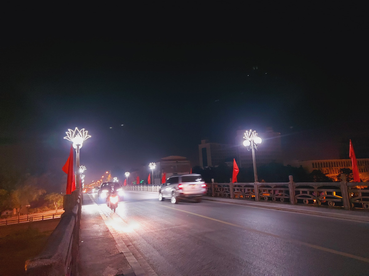 Tet bien gioi khong tieng phao