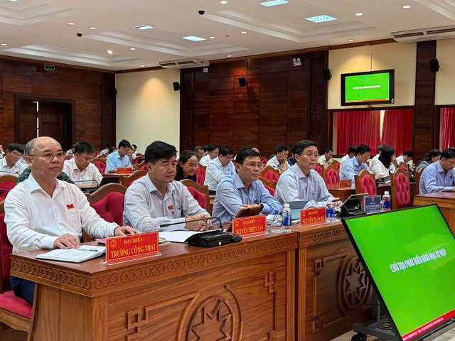 Miễn nhiệm Chủ tịch UBND tỉnh Đắk Lắk đối với ông Phạm Ngọc Nghị Mien nhiem Chu tich UBND tinh Dak Lak doi voi ong Pham Ngoc Nghi