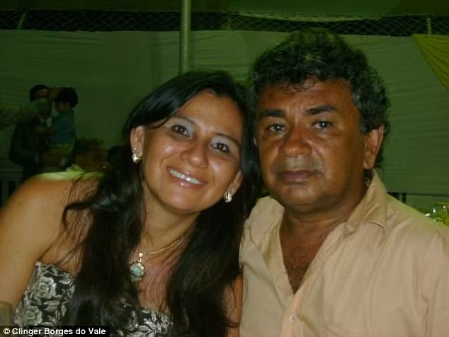 Nguoi dan ong may man thoat chet 11 lan trong 4 thap ky-Hinh-2