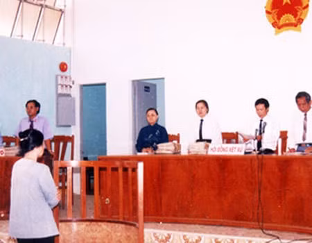 “Phu thuy gay me” lam dau dau canh sat hinh su-Hinh-2