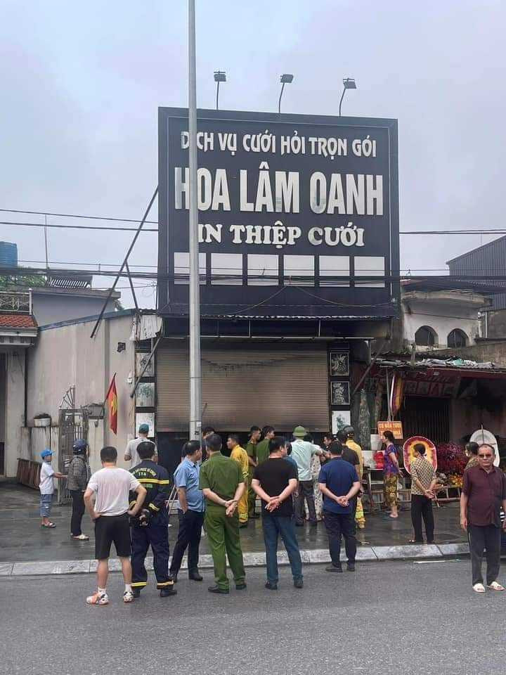 Hai Duong: Chay tiem hoa luc rang sang, be trai 12 tuoi tu vong