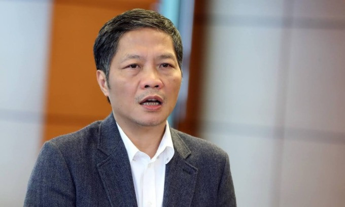 Ông Trần Tuấn Anh, nguyên Trưởng ban Kinh tế Trung ương, đoàn Khánh Hòa;