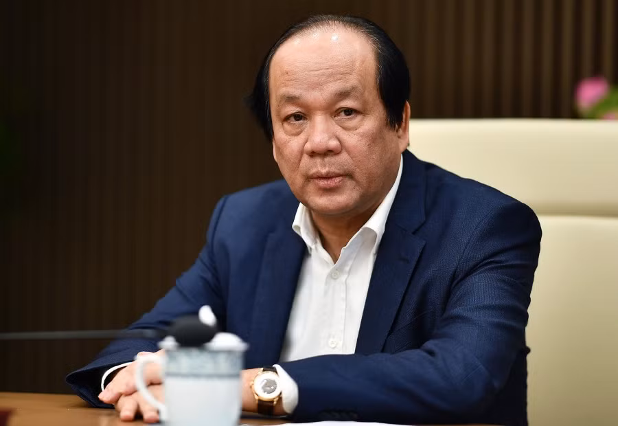 Tại Kỳ họp thứ 35, tháng 1/2024, Ủy ban Kiểm tra Trung ương Đảng khóa XIII đề nghị Bộ Chính trị, Ban Bí thư xem xét trách nhiệm, xử lý kỷ luật do liên quan đến những vi phạm, khuyết điểm tại Bộ Công Thương nhiệm kỳ 2016-2021. Ngày 27/1/2024: Bộ Chính trị quyết định thi hành kỷ luật Khiển trách do đã vi phạm quy định của Đảng, pháp luật của Nhà nước, quy định những điều đảng viên không được làm và trách nhiệm nêu gương, ảnh hưởng đến uy tín tổ chức đảng và cơ quan quản lý nhà nước. 