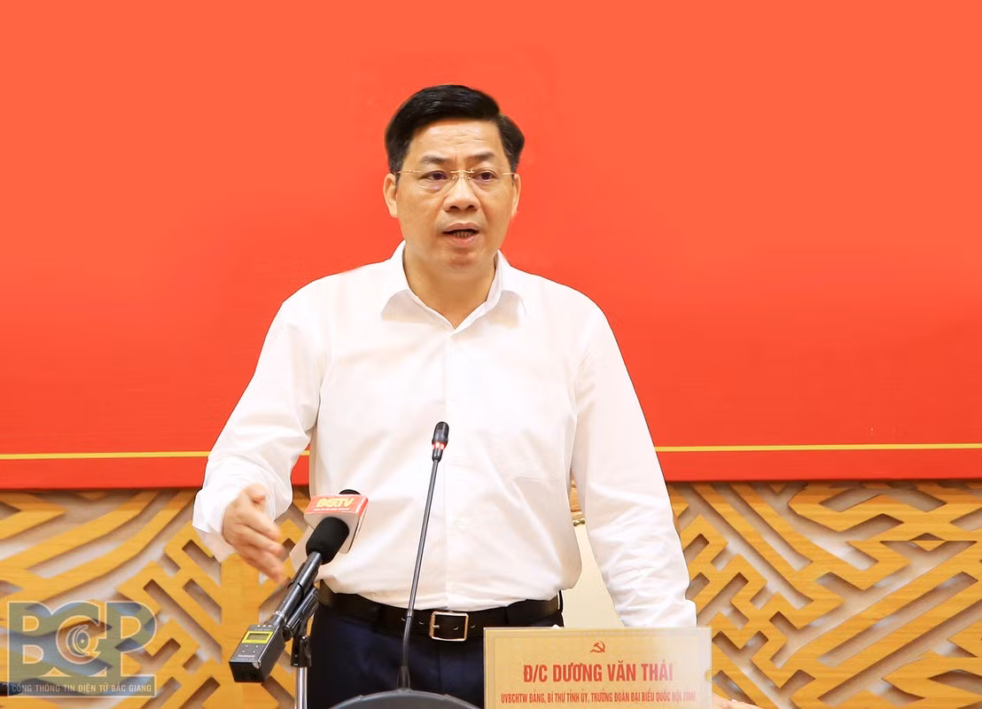 De nghi Trung uong khai tru Dang ong Duong Van Thai, Mai Tien Dung