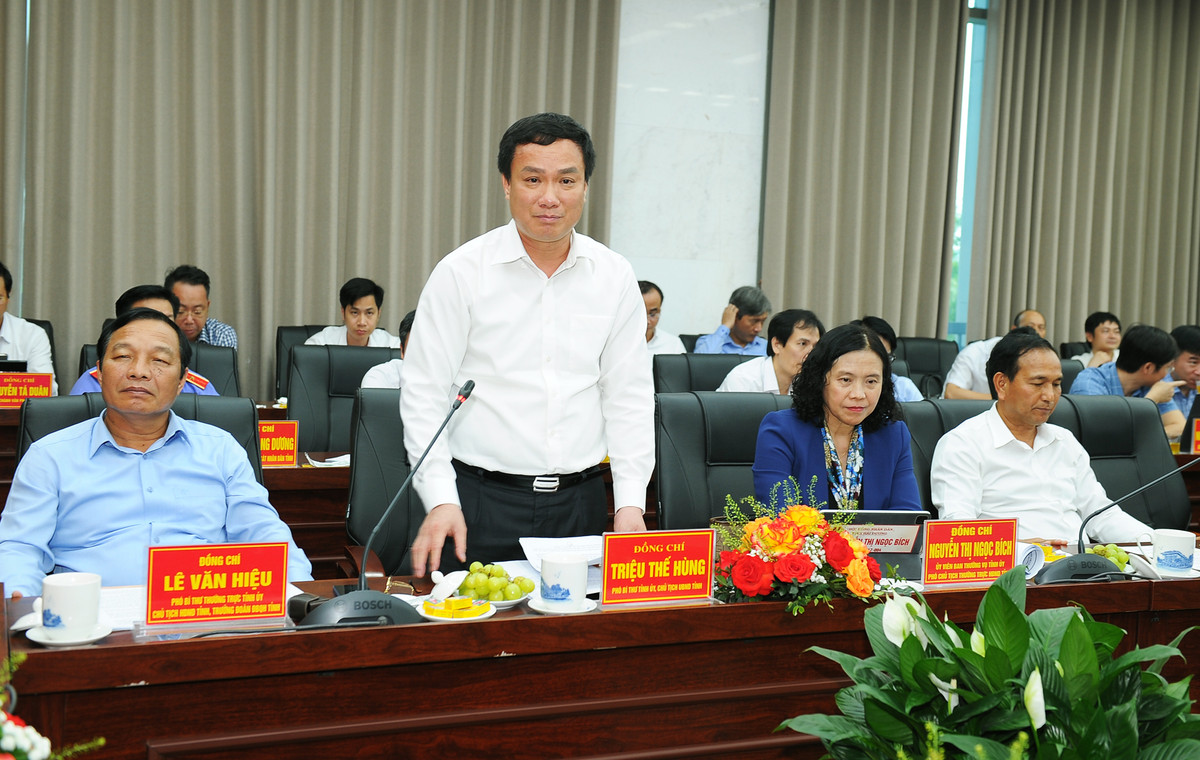 Bộ trưởng Công an Tô Lâm làm việc với Ban Thường vụ Tỉnh ủy Hải Dương - Hình 4 Bo truong Cong an To Lam lam viec voi Ban Thuong vu Tinh uy Hai Duong-Hinh-4