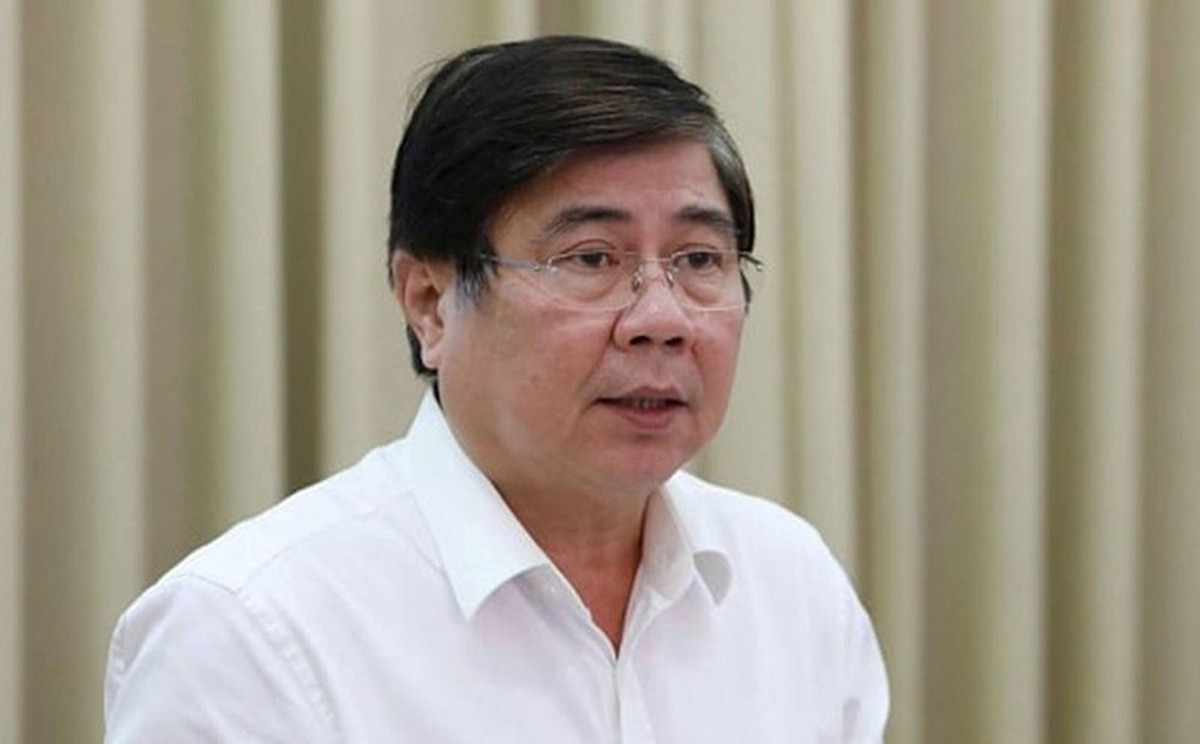 Tháng 10/2022, tại Hội nghị Trung ương 6, Ban Chấp hành Trung ương Đảng biểu quyết, thống nhất để ông Nguyễn Thành Phong thôi tham gia Ban Chấp hành Trung ương Đảng khóa XIII. 