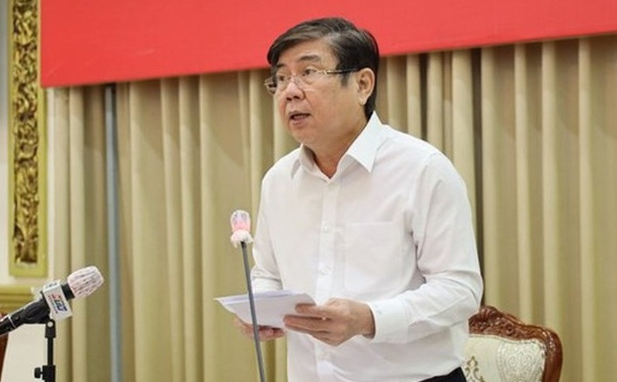 Từ tháng 12/2015, ông Phong là Ủy viên Trung ương Đảng khóa XI, XII, XIII; Phó Bí thư Thành ủy TP HCM khóa X, XI; Bí thư Ban Cán sự Đảng, Chủ tịch UBND TP HCM khóa VIII nhiệm kỳ 2011-2016, khóa IX nhiệm kỳ 2016-2021, khóa X nhiệm kỳ 2021-2026. Sau đó được Bộ Chính trị điều động, phân công giữ chức Phó trưởng Ban Kinh tế Trung ương. 