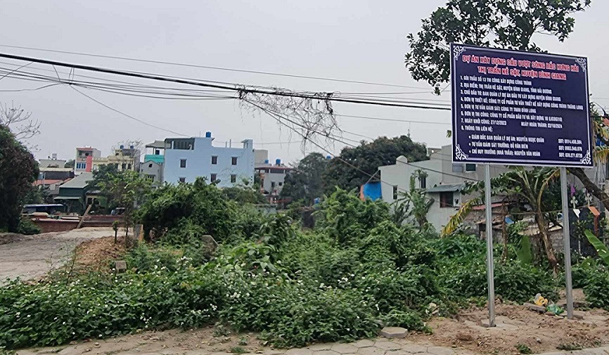 Vi sao Binh Giang tam dung du an cau vuot song Bac Hung Hai?