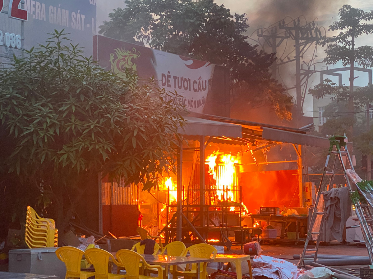 Vụ cháy xảy ra tại quán Dê tươi cầu Rào 2 (số 42 đường Võ Nguyên Giáp, phường Vĩnh Niệm, quận Lê Chân, TP Hải Phòng) vào lúc 18h10 tối 8/5.