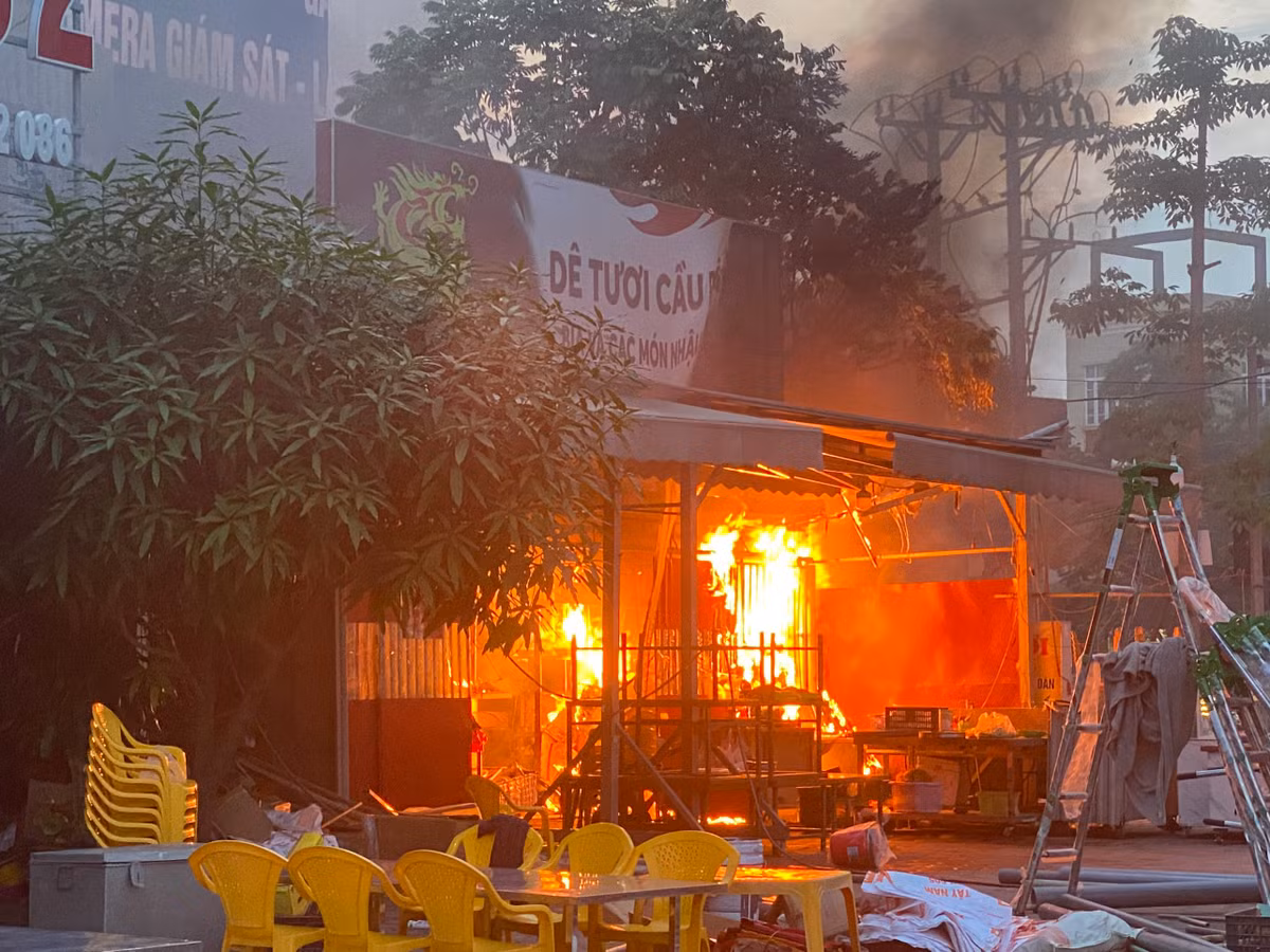 Vụ cháy xảy ra tại quán Dê tươi cầu Rào 2 (số 42 đường Võ Nguyên Giáp, phường Vĩnh Niệm, quận Lê Chân, TP Hải Phòng) vào lúc 18h10 tối 8/5.
